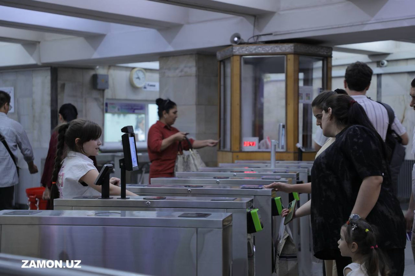 Тошкент метросида 19 та бекатдаги чипта кассалари ёпилади