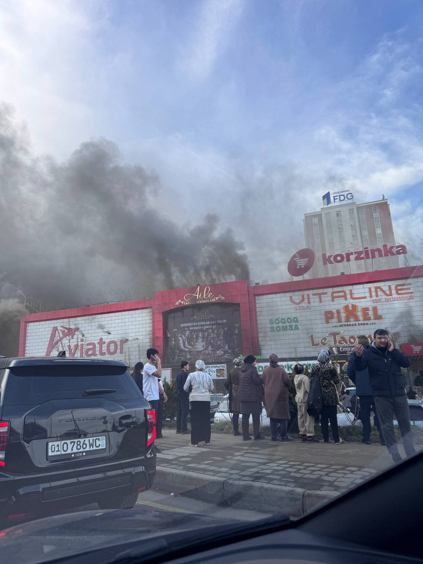 Тошкентдаги савдо марказида катта ёнғин содир бўлди