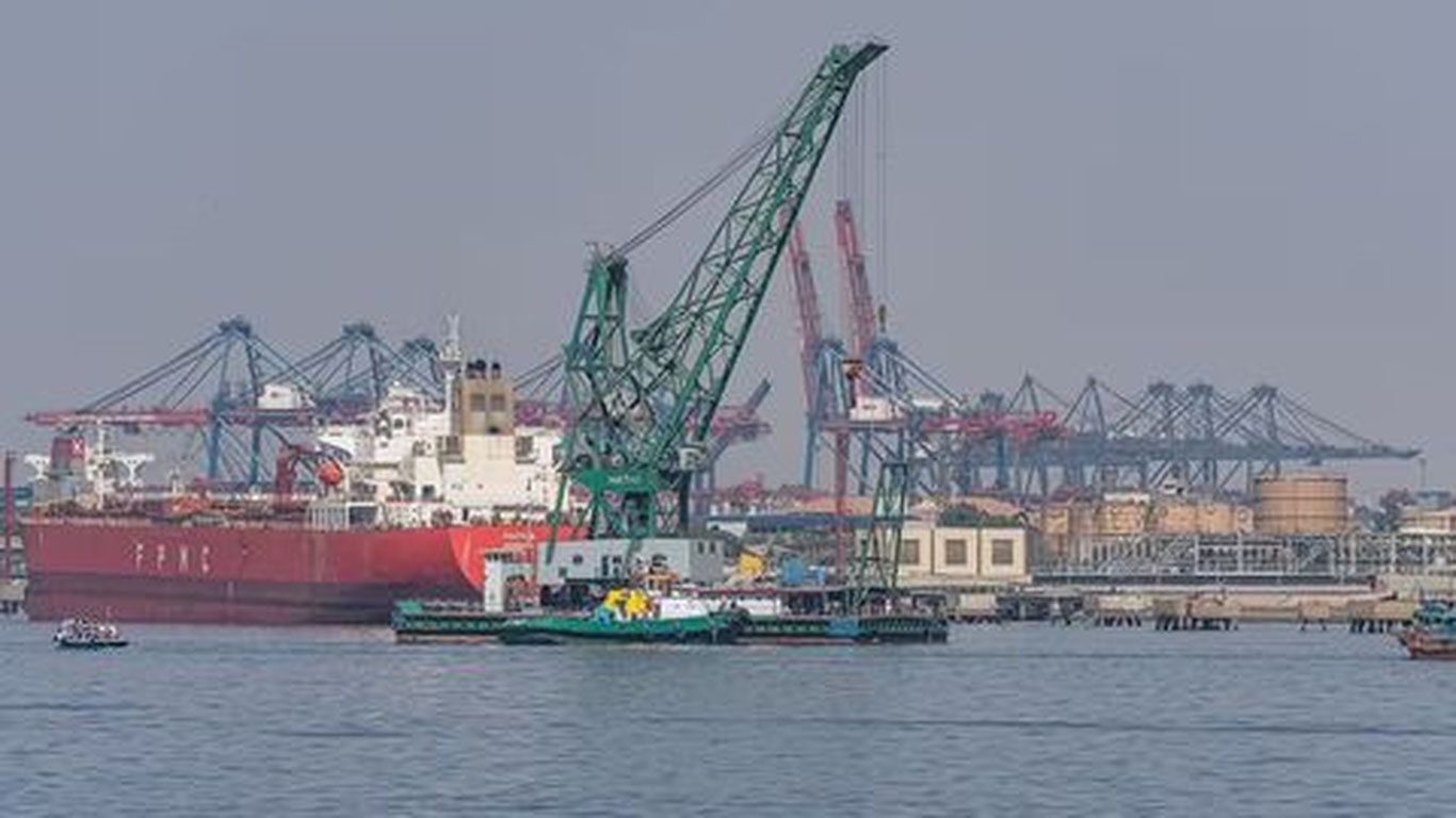 Покистоннинг Карачи портида ўзбекистонлик тадбиркорлар учун омбор ташкил этилади