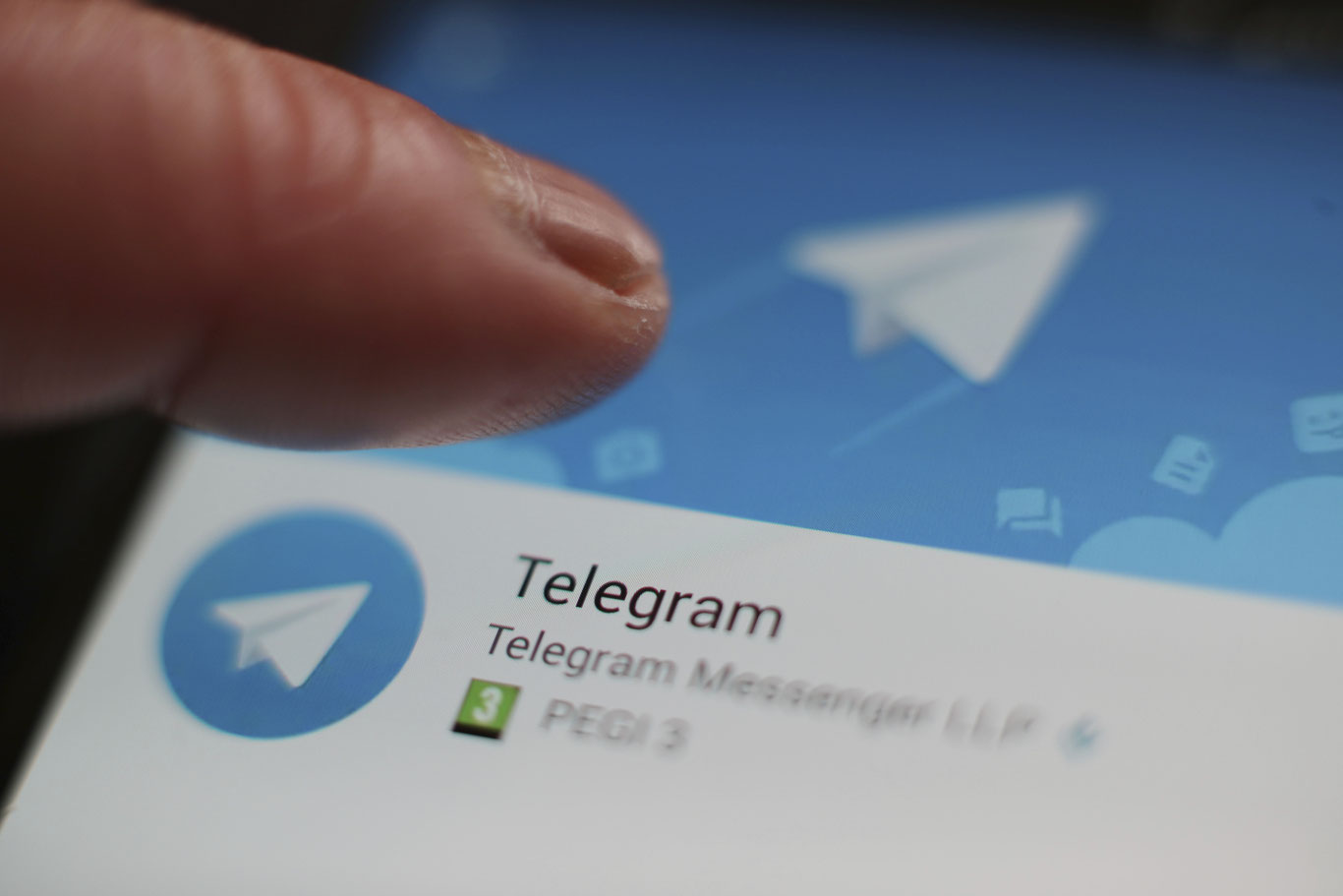 Россияда Telegram фаолияти чеклана бошлади — Роскомнадзор қарорни тасдиқлади