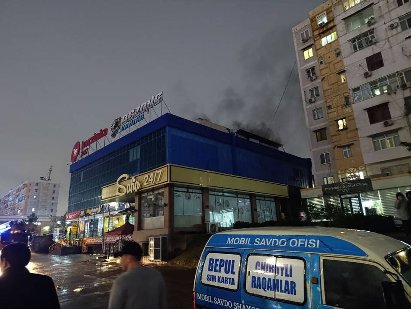 Тошкентдаги савдо мажмуасида ёнғин содир бўлди