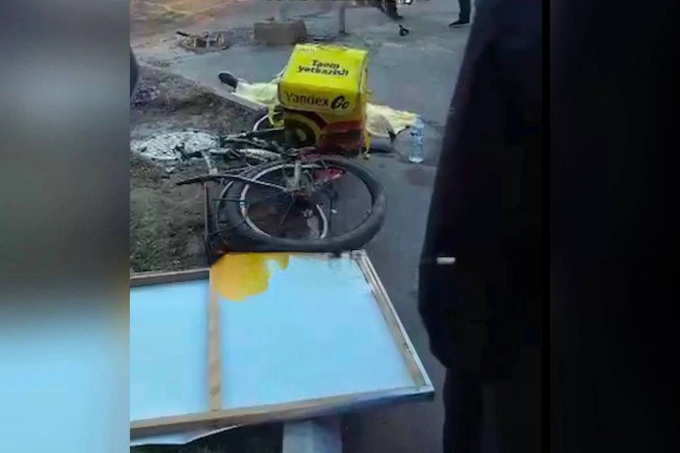 Тошкентда курьер бола юк машинаси уриб кетиши оқибатида ҳалок бўлди