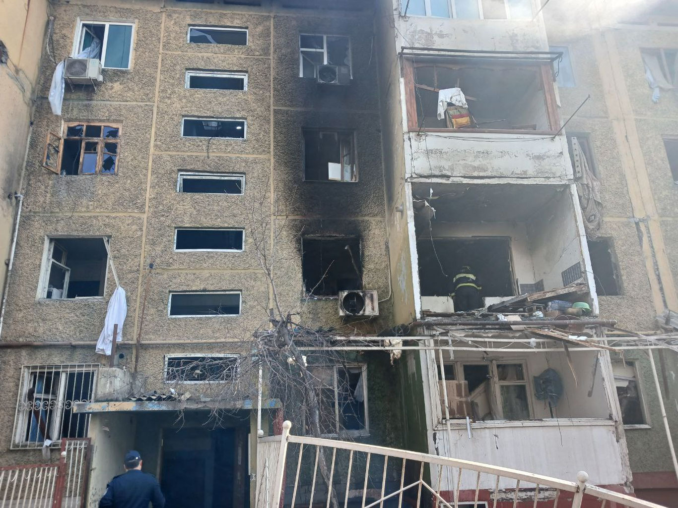 Қўқондаги кўп қаватли уйда газ портлади