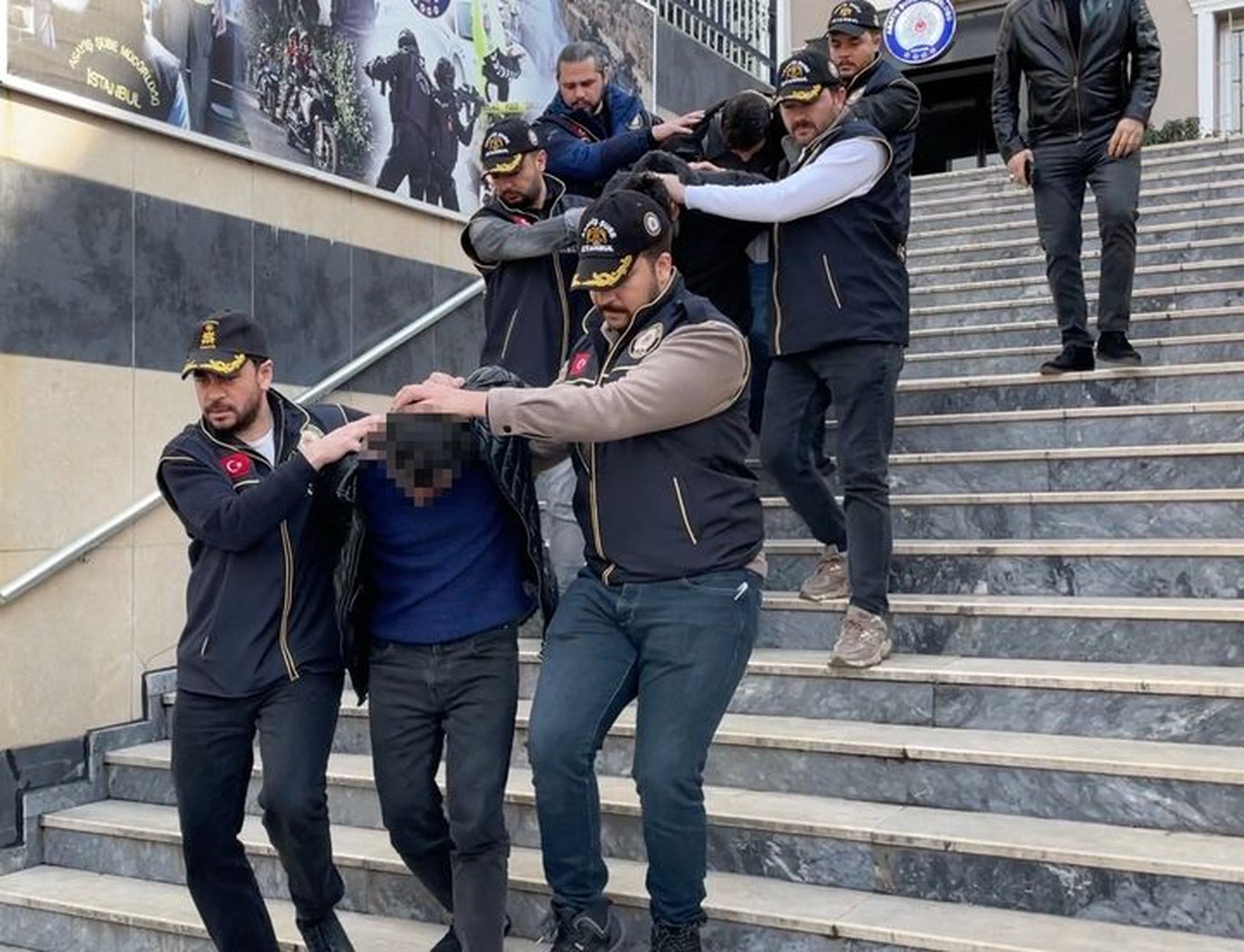 Бухорода ўлдирилган туркиялик бизнесмен иши бўйича 4 гумонланувчи Истанбулда қўлга олинди