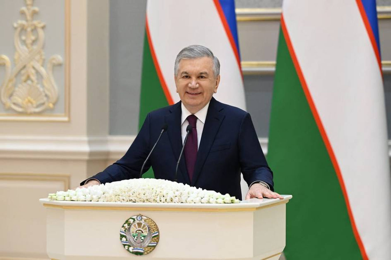 Президент Шавкат Мирзиёев бир гуруҳ хотин-қизларни давлат мукофотлари билан тақдирлади