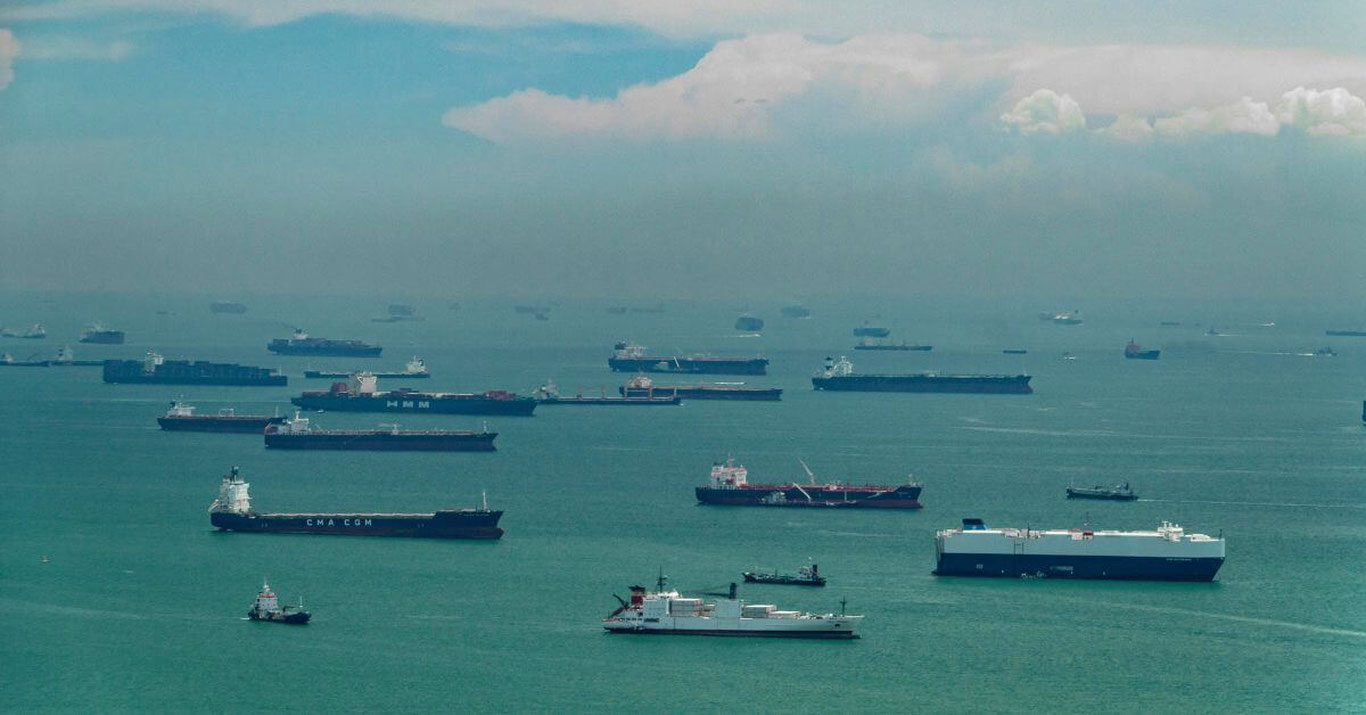 Эрон юанда савдо қилиш шарти билан Ҳўрмуз бўғозидан нефт танкерларини ўтказиши мумкин