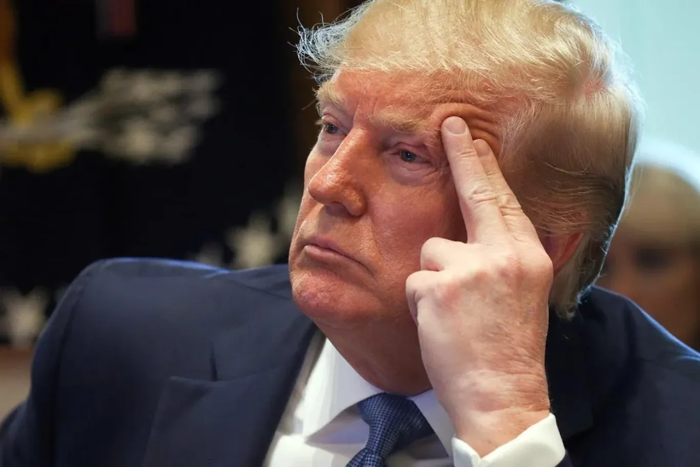 Мен Мужтабо Хоманаийнинг ўлганини эшитдим — Трамп