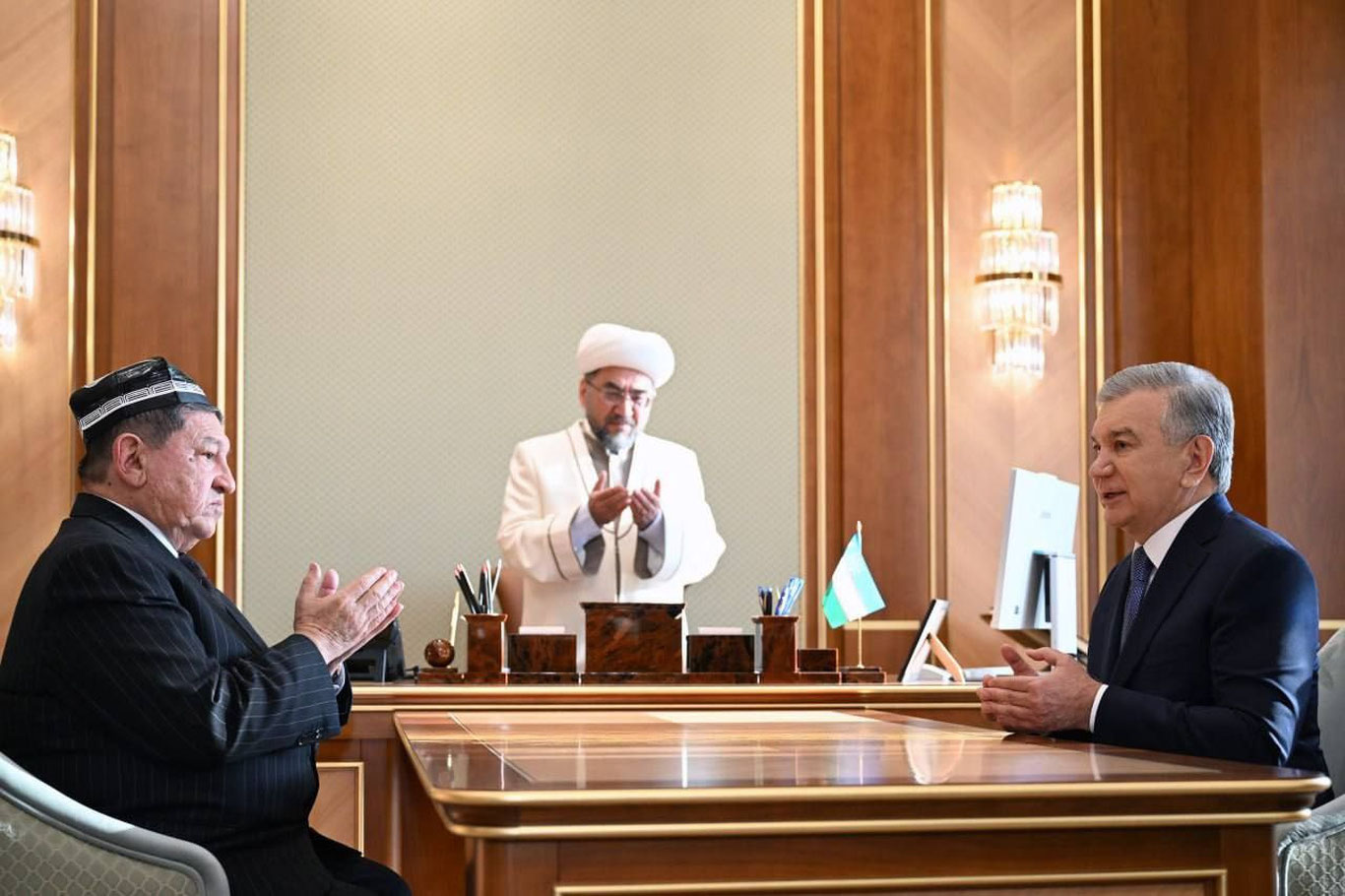 Prezident Mirziyoyev Ramazon hayiti va Navro‘z arafasida oʻz eshiklarini ochgan Islom sivilizatsiyasi markaziga tashrif buyurdi