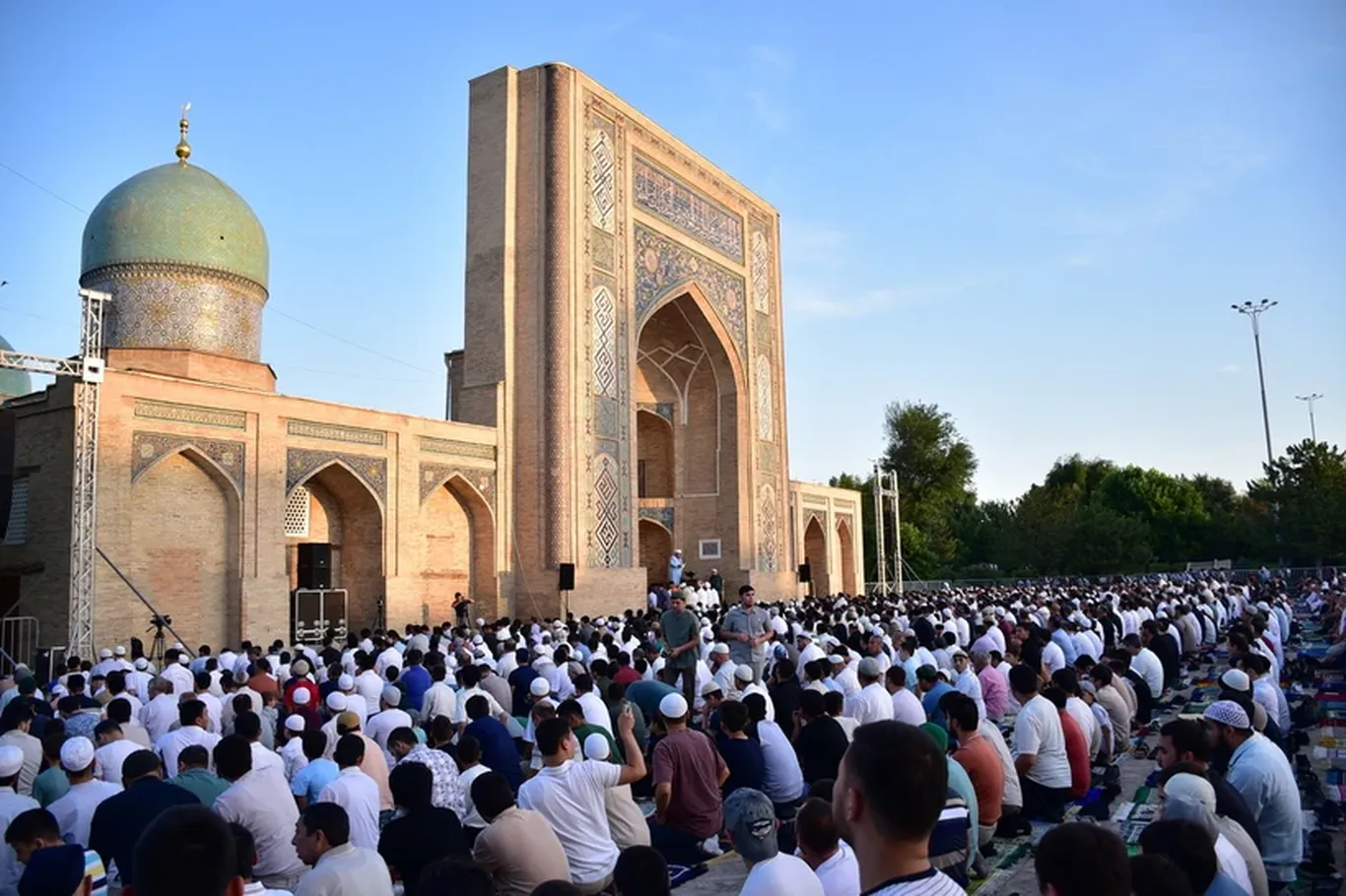 Toshkentda Ramazon hayiti namozi o‘qilishi sababli masjidlar yaqinidagi ko‘chalar yopiladi