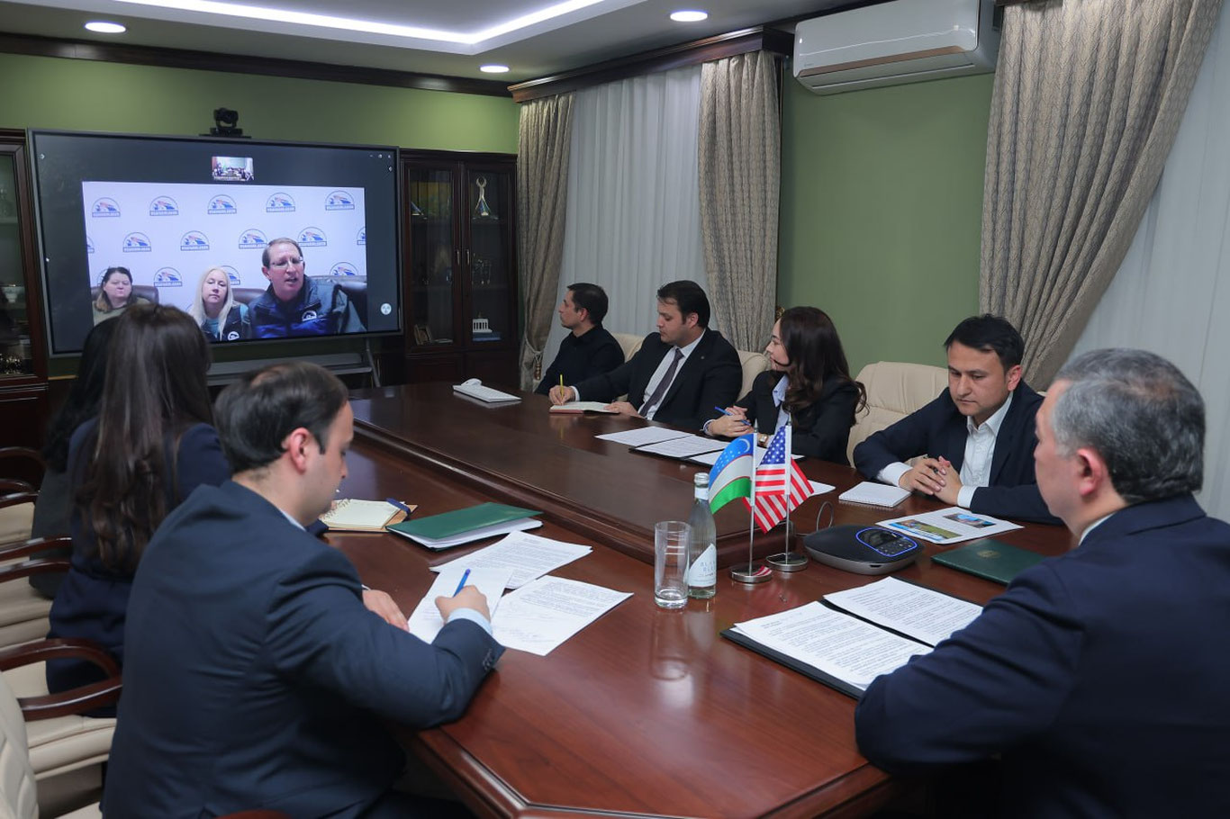 Ўзбекистонликлар АҚШда мавсумий қишлоқ хўжалиги ишларига жалб этилади