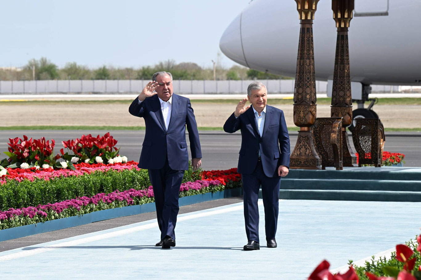 O‘zbekiston va Tojikiston Prezidentlari Buxoroga keldi