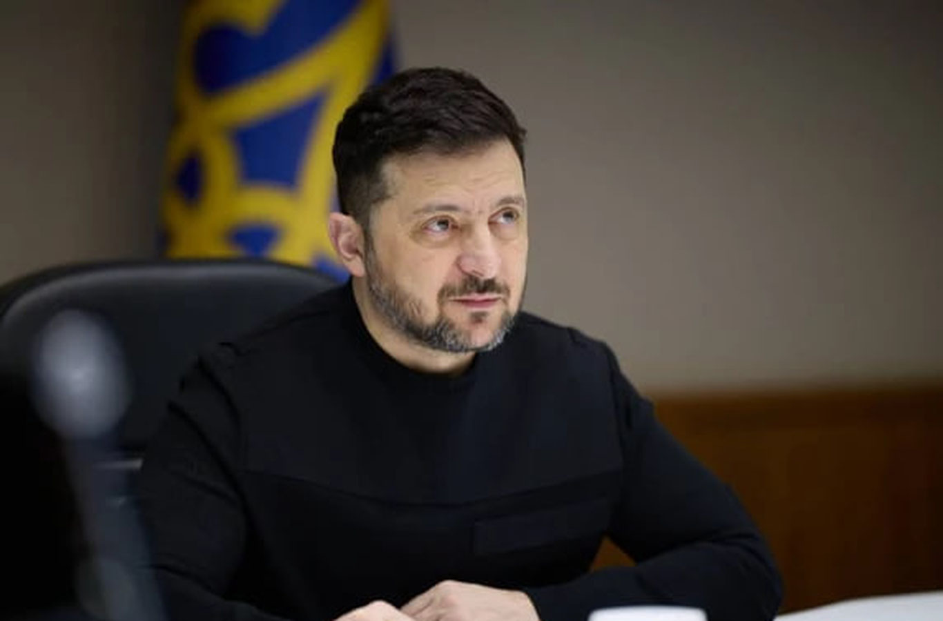 Россия ҳам тайёр бўлса Украина ўт очишни тўлиқ тўхтатади — Зеленский