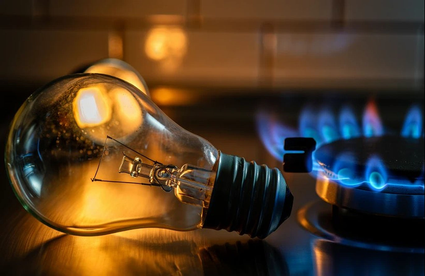 Ўзбекистонда уч ой ичида 196 млрд сўмлик газ ва электр энергияси талон-торож қилинди