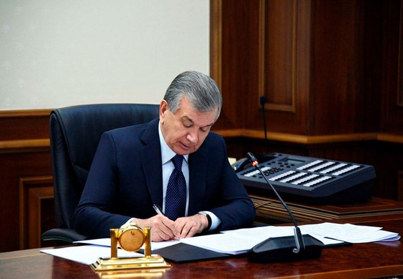 Prezident bir guruh geologlarni mukofotladi