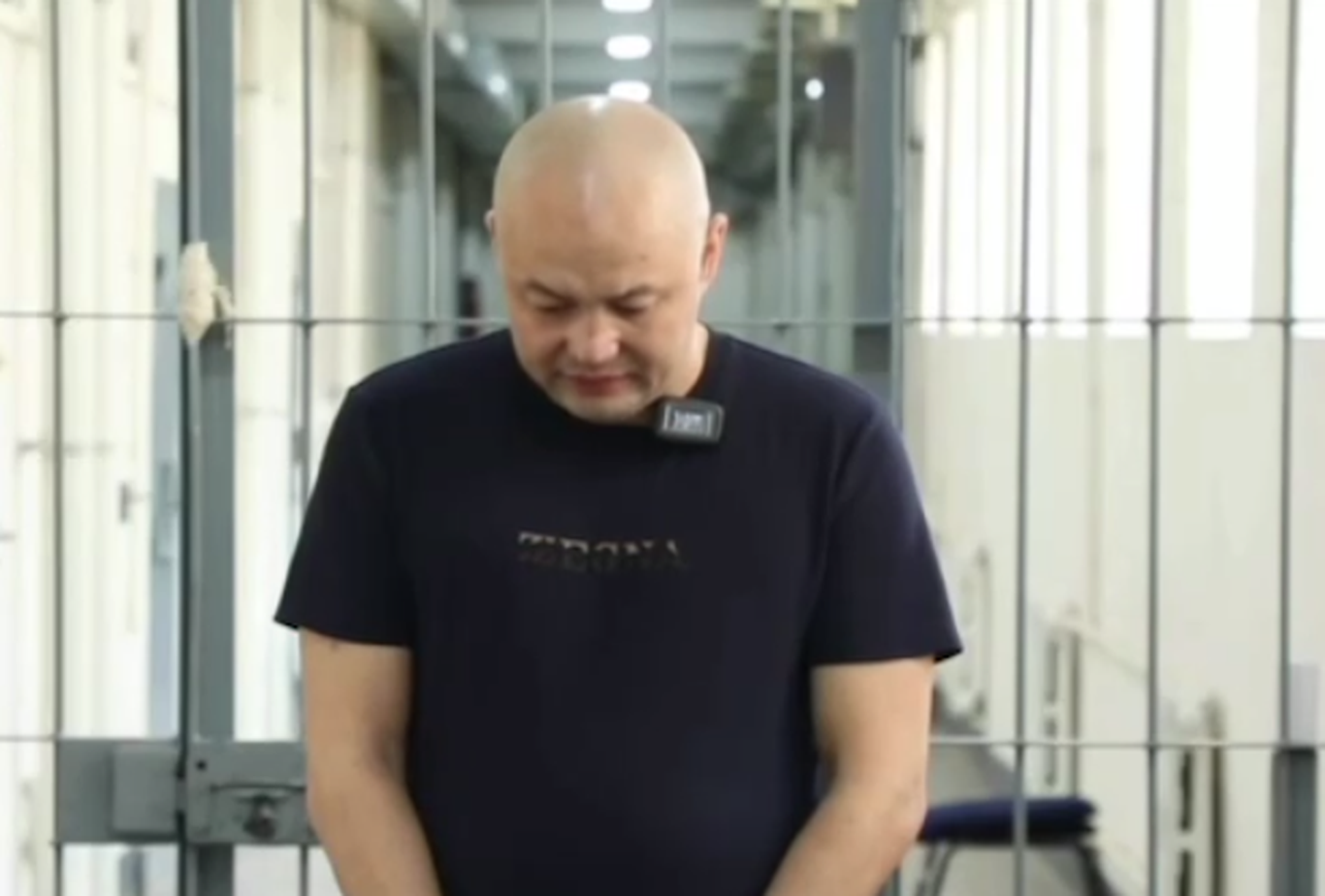 "Акамнинг шунча йил йиққан обрўсига путур етказдим"