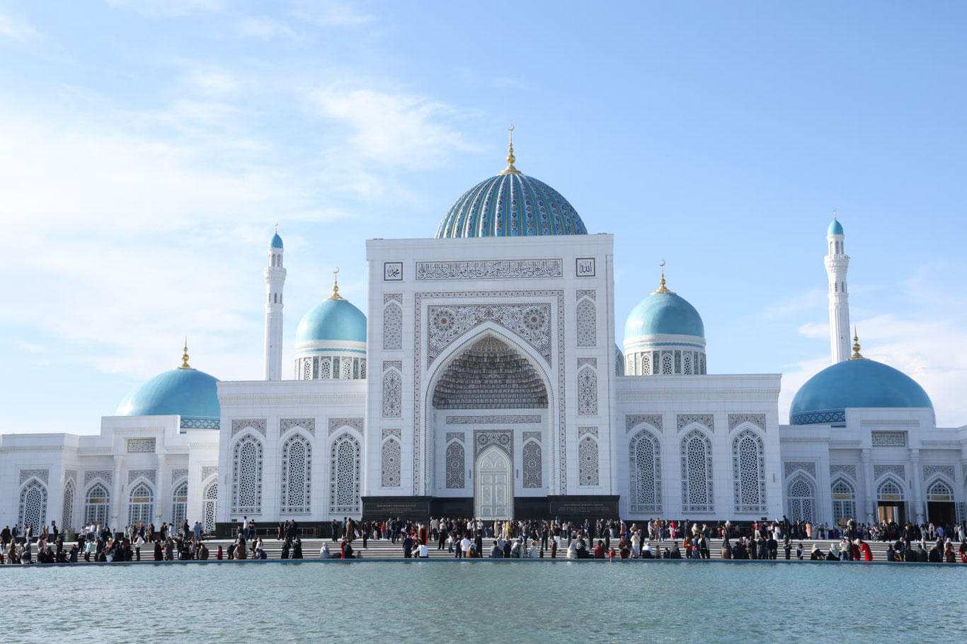 Сайёҳлар учун қайта очилган Имом Бухорий мажмуаси 65 минг зиёратчини сиғдира олади