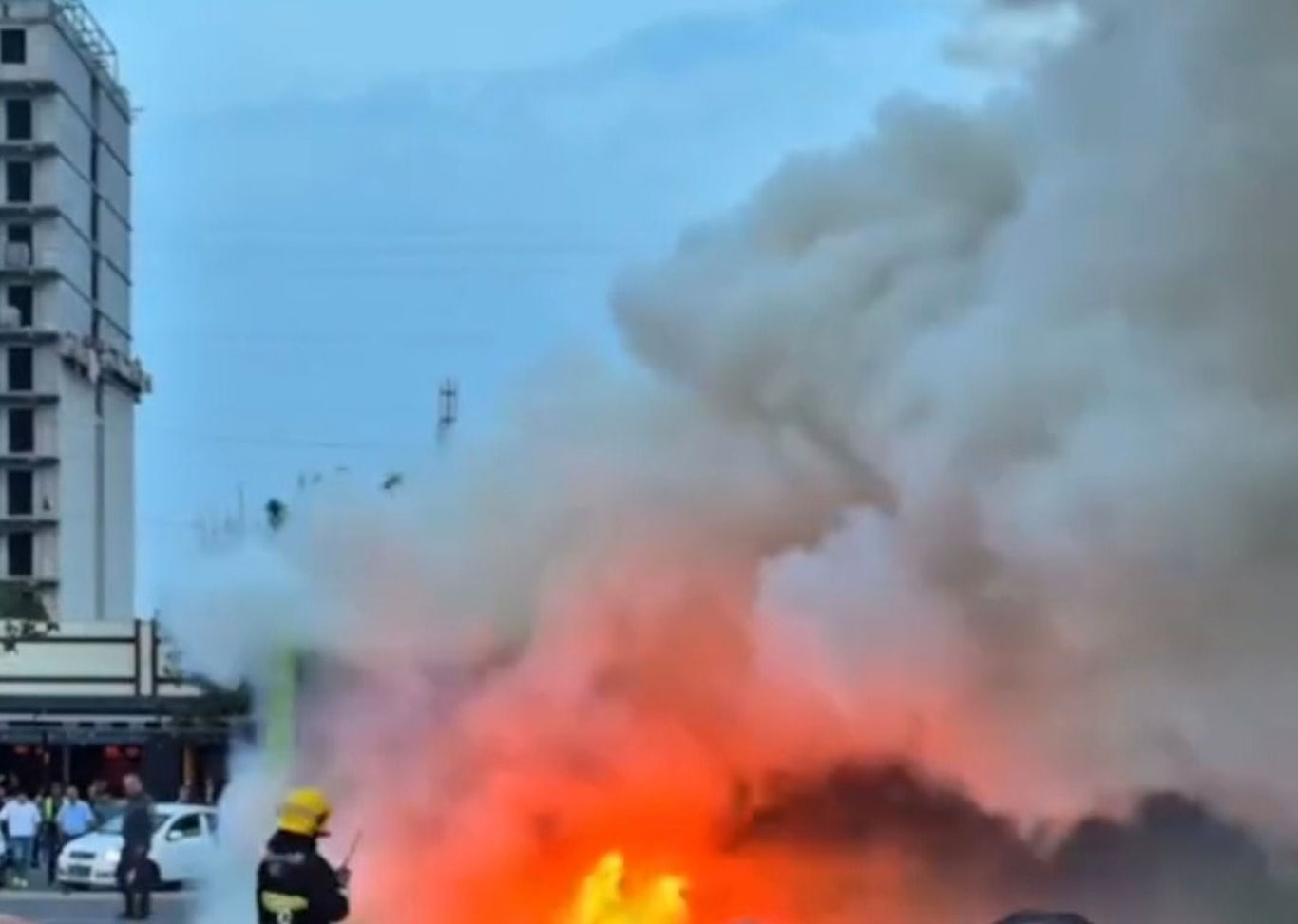 A fire broke out on two buses in Tashkent.