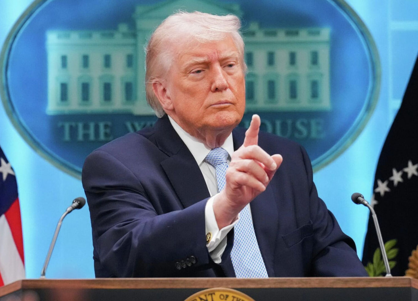 “Бу биз тузган битим эмас”: Трамп Эронни сулҳни бузганликда айблади