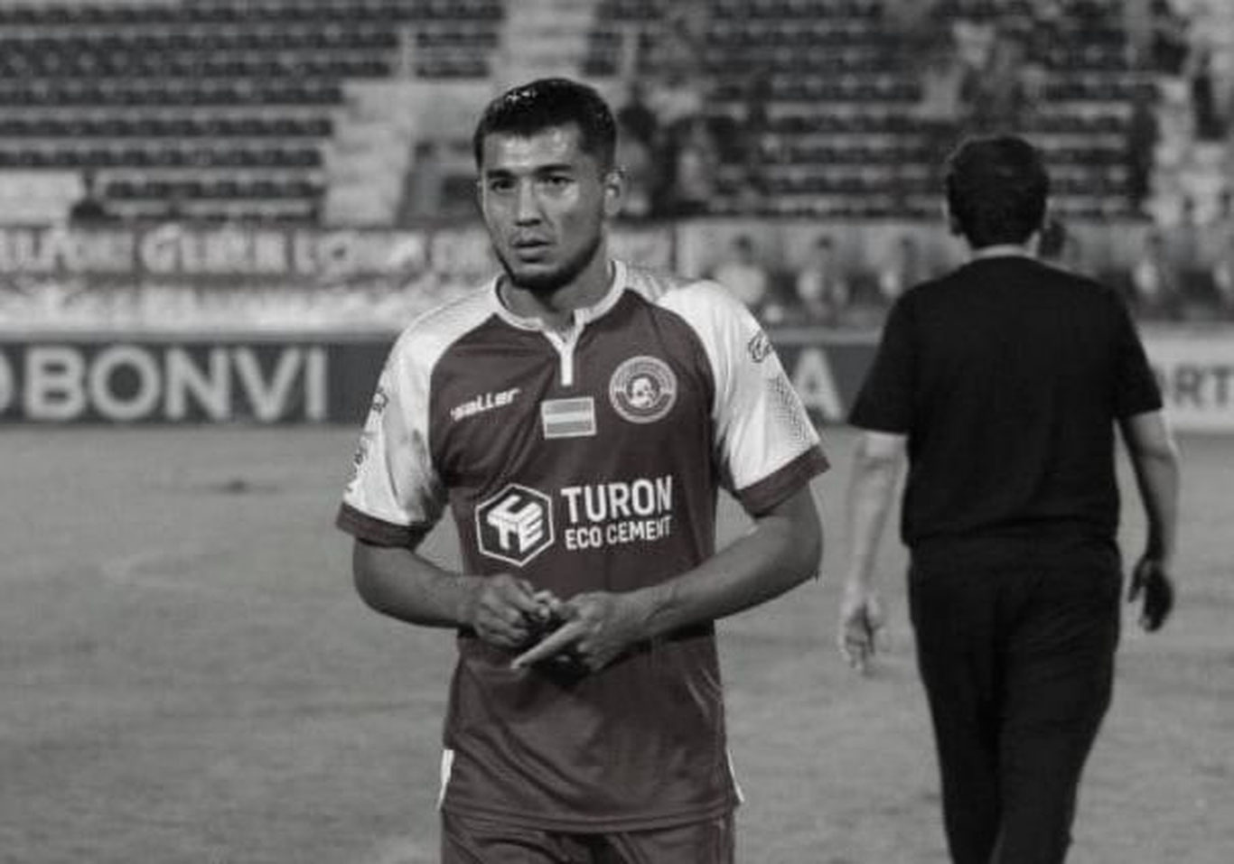 Futbolchi Xushnudbek Avilov 27 yoshida vafot etdi