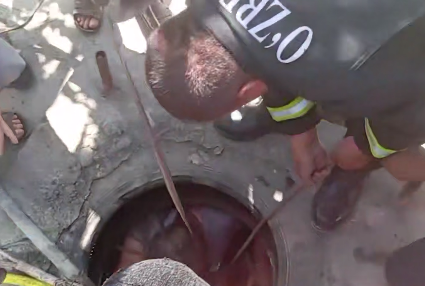 Андижонда фуқаро қудуқда қолиб кетди