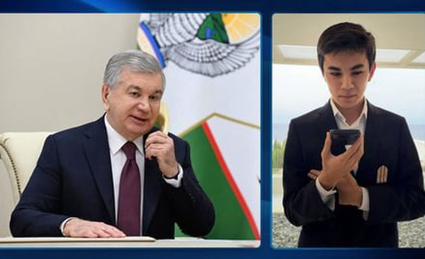 “Qahramonimizsan, shuni bilgin”: Mirziyoyev Sindarovni tarixiy g‘alaba bilan tabrikladi