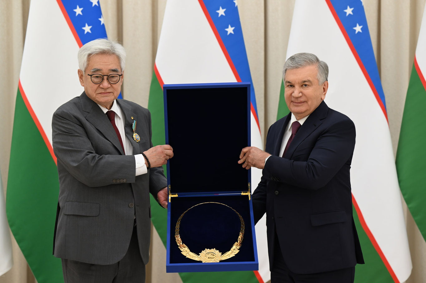 Prezident Shavkat Mirziyoyev Butunjahon taekvondo federatsiyasi prezidentini “Do‘stlik” ordeni bilan taqdirladi