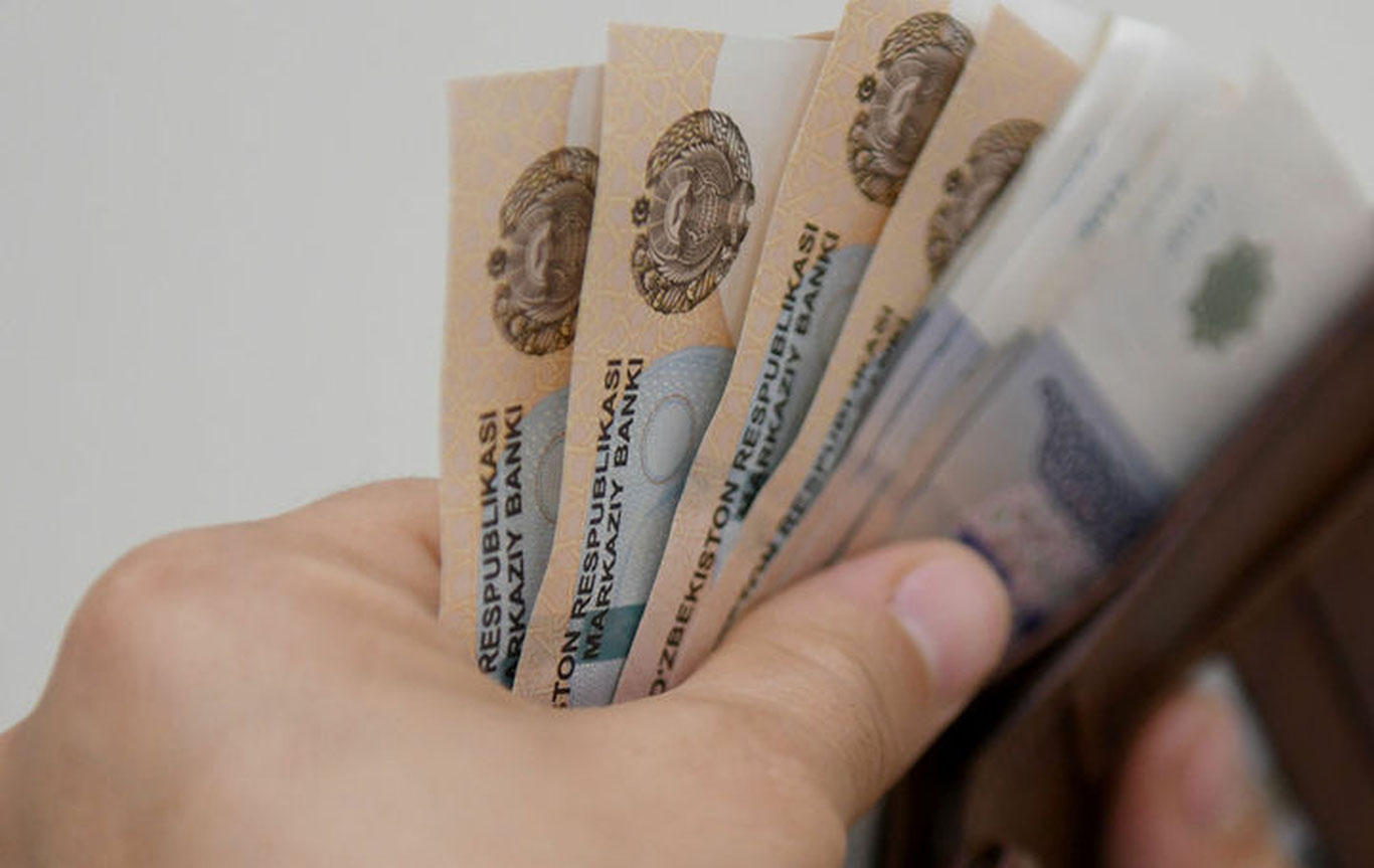 O‘zbekistonda talabalar stipendiyasi nega oshirilmayapti?