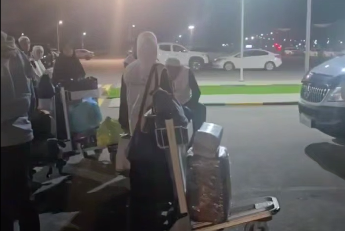 O‘zbekistonlik 82 nafar ziyoratchi Turkiyadagi aeroportda qolib ketdi