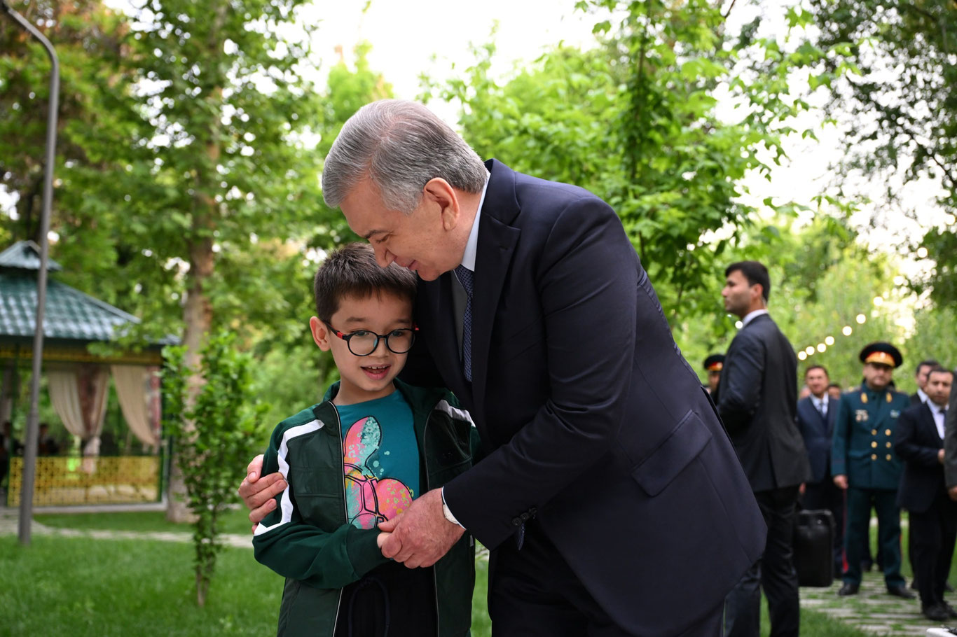 Prezident Shavkat Mirziyoyev Bog‘imaydon mahallasidagi bunyodkorlik ishlari bilan tanishdi