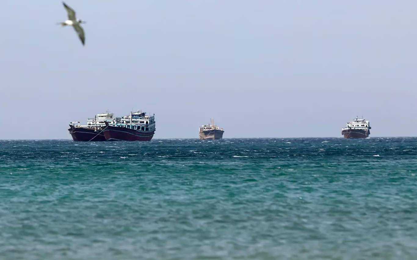 Eron Hormuz bo‘g‘ozidan o‘tayotgan kemalardan to‘lov undirishni boshladi