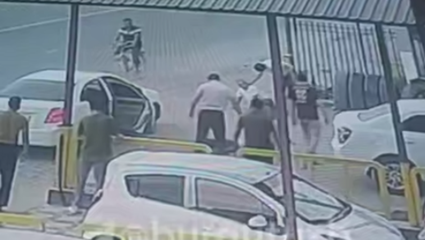 In Denov, 4 attackers beat a man to death.