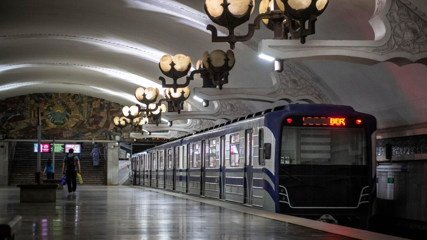 “Shahriston” metro bekatida oynali himoya to‘siqlari joriy etiladi