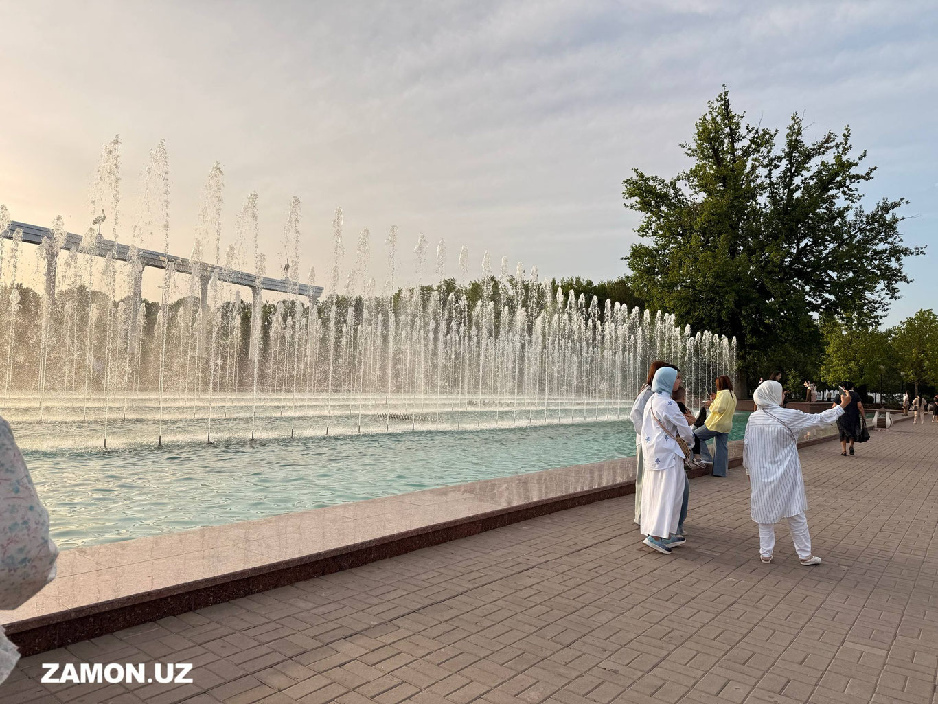 Are there more women than men in Uzbekistan?