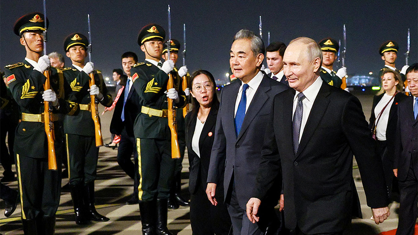 Putin Xitoyga rasmiy tashrif bilan bordi