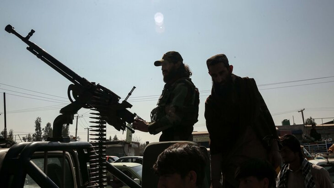 Pokiston Afg'onistonga qarshi yangi hujumlarni boshladi