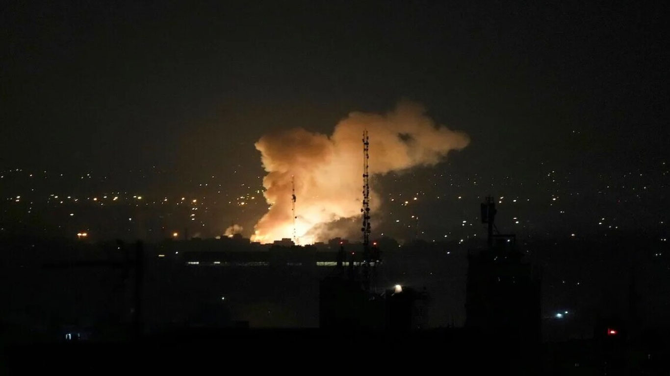 AQSH Eronga yangi zarbalar berdi