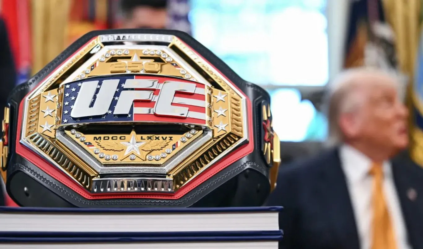 Трамп Оқ уй майдонида илк бор UFC турнирини ўтказди