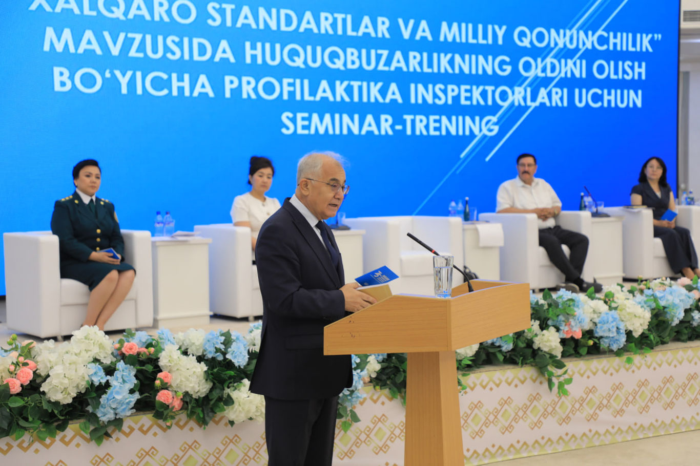Akademik Akmal Saidov Nukusdagi seminar-treningda ishtirok etdi