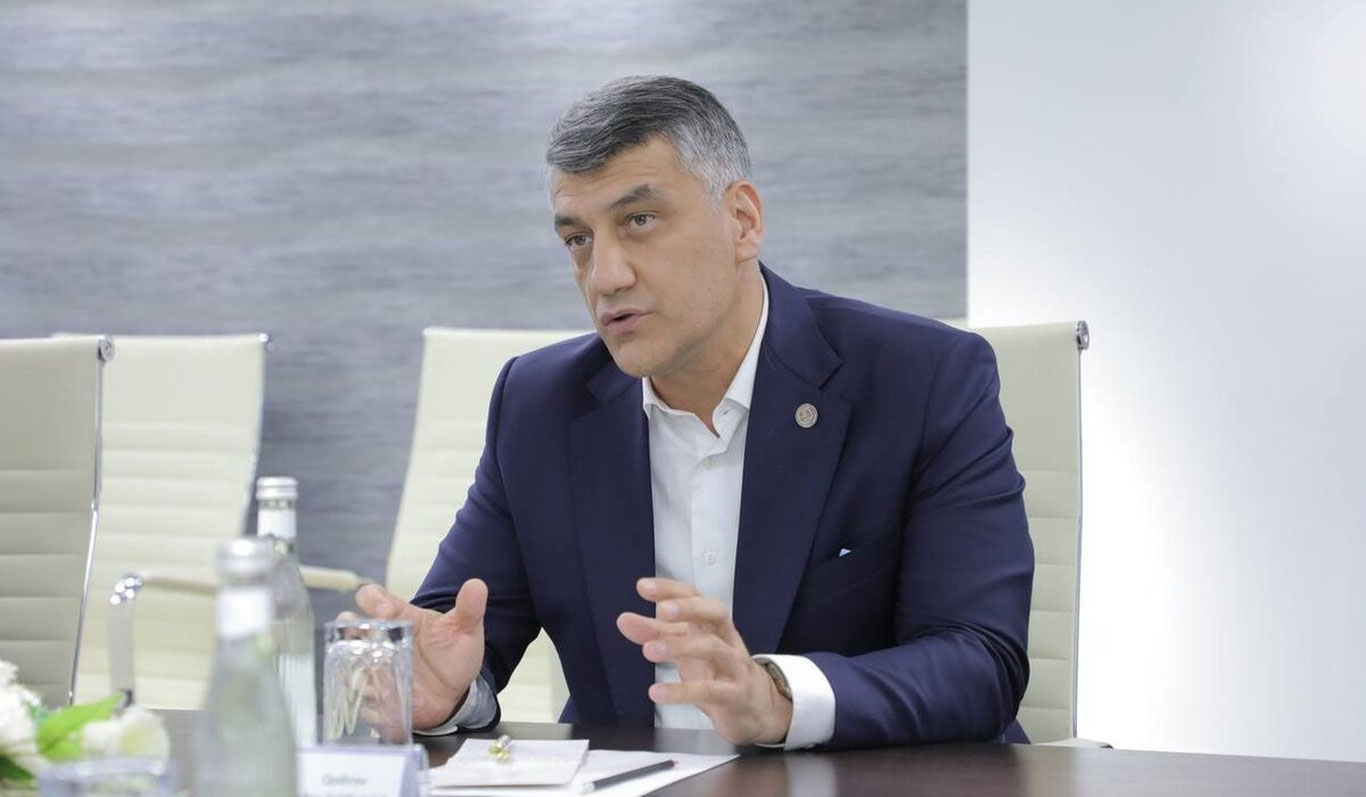 "Tanqidim tahqir emas, rivojlanish uchun aytilgan edi" — Alisher Qodirov