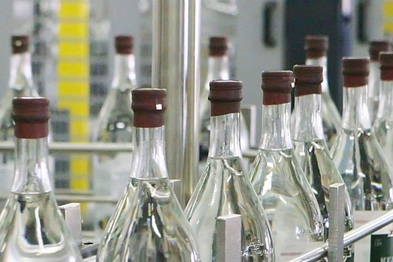 Alkogol va tamaki sohasiga oid 8 ta hujjatga 28 ta o‘zgartirish kiritish taklif etildi
