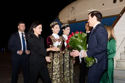 Saida Mirziyoyeva Marko Rubioni Samarqandda kutib oldi