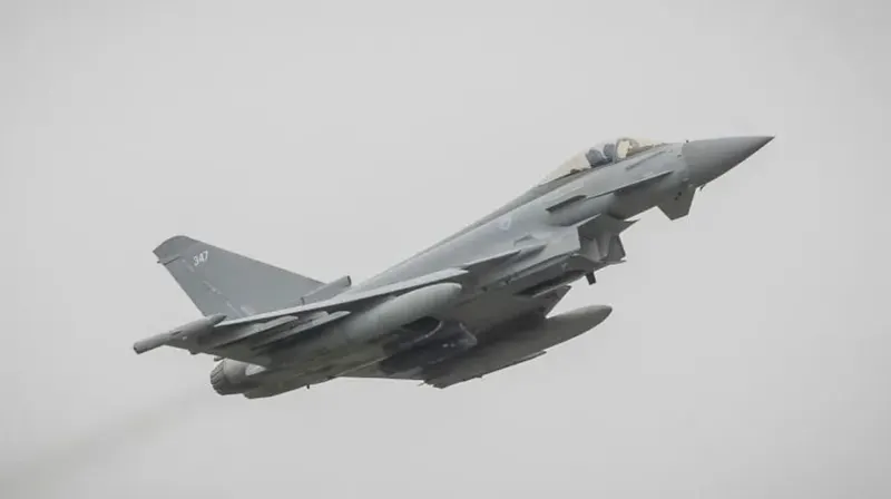 Husiylar hujumi kuchaydi: Buyuk Britaniya Saudiya Arabistoniga qiruvchi samolyotlar yuboradi