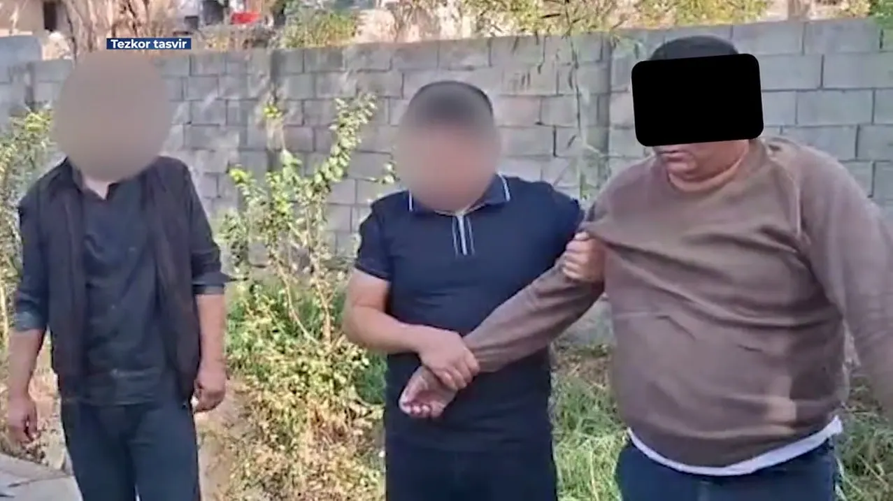 Қарийб 2 кг гашиш ва 18 минг доллар: Андижонда икки шахс ушланди