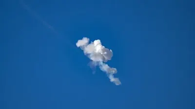 Макка ҳудудида дрон уриб туширилди: томонлар баёнотлари бир-бирига зид