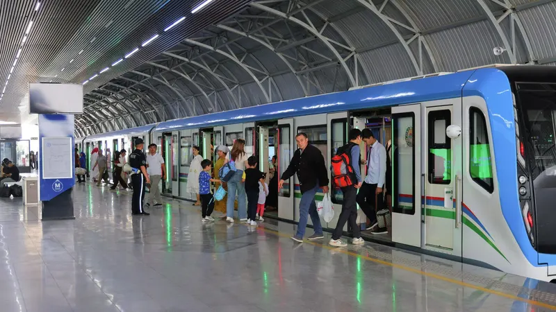 Метрода 5 вагонли поездлар қатнай бошлайдими? Расмий муносабат билдирилди