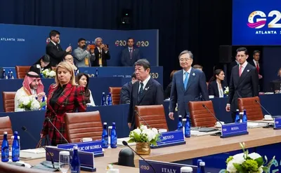 Лавров билан суратга тушишдан бош тортишди: G20 учрашувида жамоавий фотосессия бекор қилинди